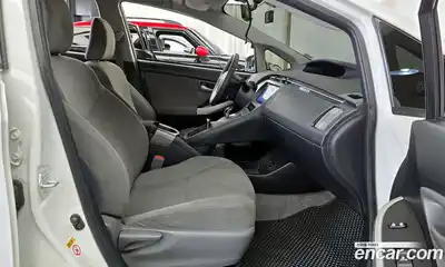 Toyota Prius 2015 1.8 гидро в Москве № 1919631, миниатюра 11