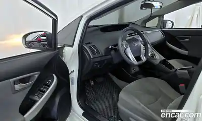 Toyota Prius 2015 1.8 гидро в Москве № 1919631, миниатюра 10