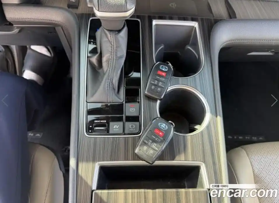Toyota Sienna 2021 2.5 гидро в Москве № 1919726, фото 19