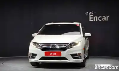 Honda Odyssey 2019 3.5 гидро в Москве № 1919941, миниатюра 3