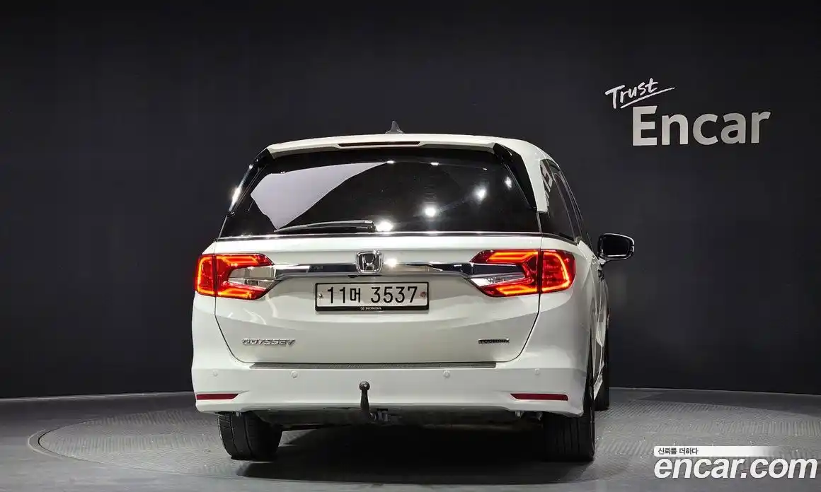 Honda Odyssey 2019 3.5 гидро в Москве № 1919941, фото 4