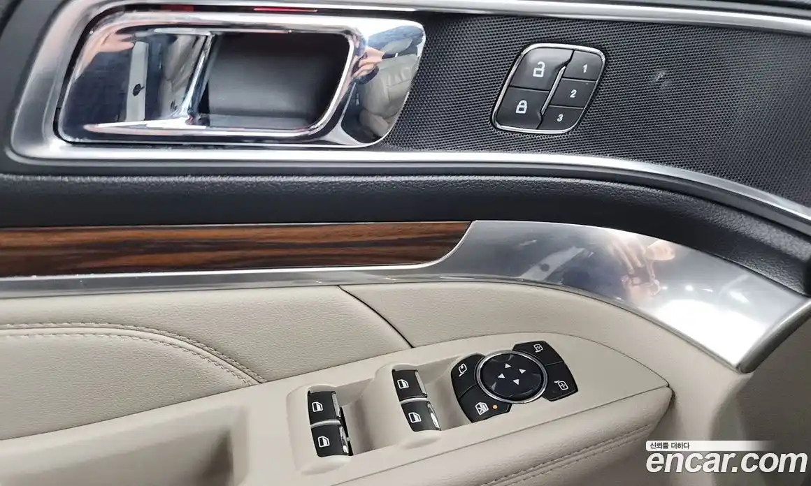 Ford Explorer 2019 2.3 гидро в Москве № 1920244, фото 34