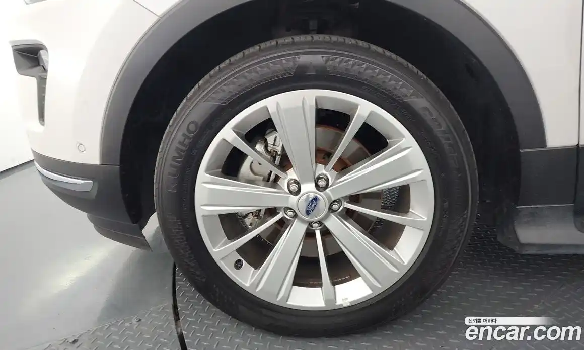 Ford Explorer 2019 2.3 гидро в Москве № 1920244, фото 5