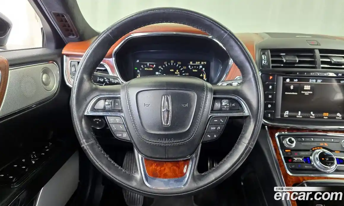 Lincoln Continental 2017 3.0 гидро, фото 13