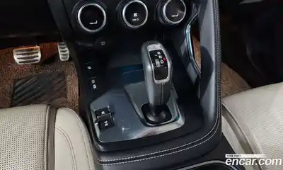 Jaguar E-Pace 2018 2.0 гидро в Москве № 1921150, миниатюра 9
