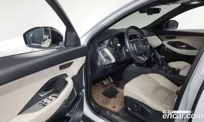 Jaguar E-Pace 2018 2.0 гидро в Москве № 1921150, миниатюра 10