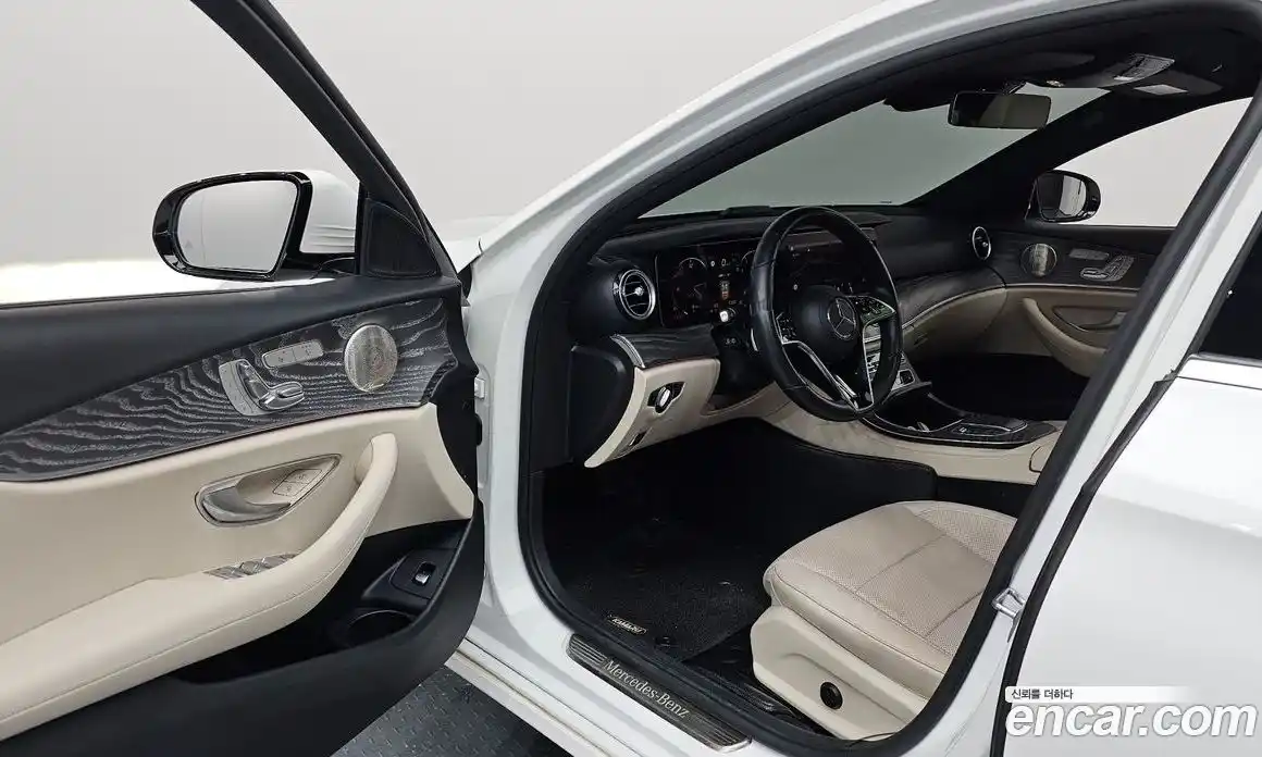 Mercedes-Benz E-Class 2021 2.0 гидро, фото 10