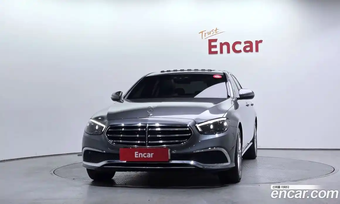 Mercedes-Benz E-Class 2021 2.0 гидро, фото 3