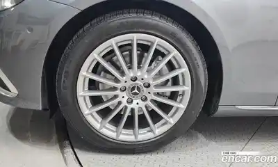 Mercedes-Benz E-Class 2021 2.0 гидро, миниатюра 5