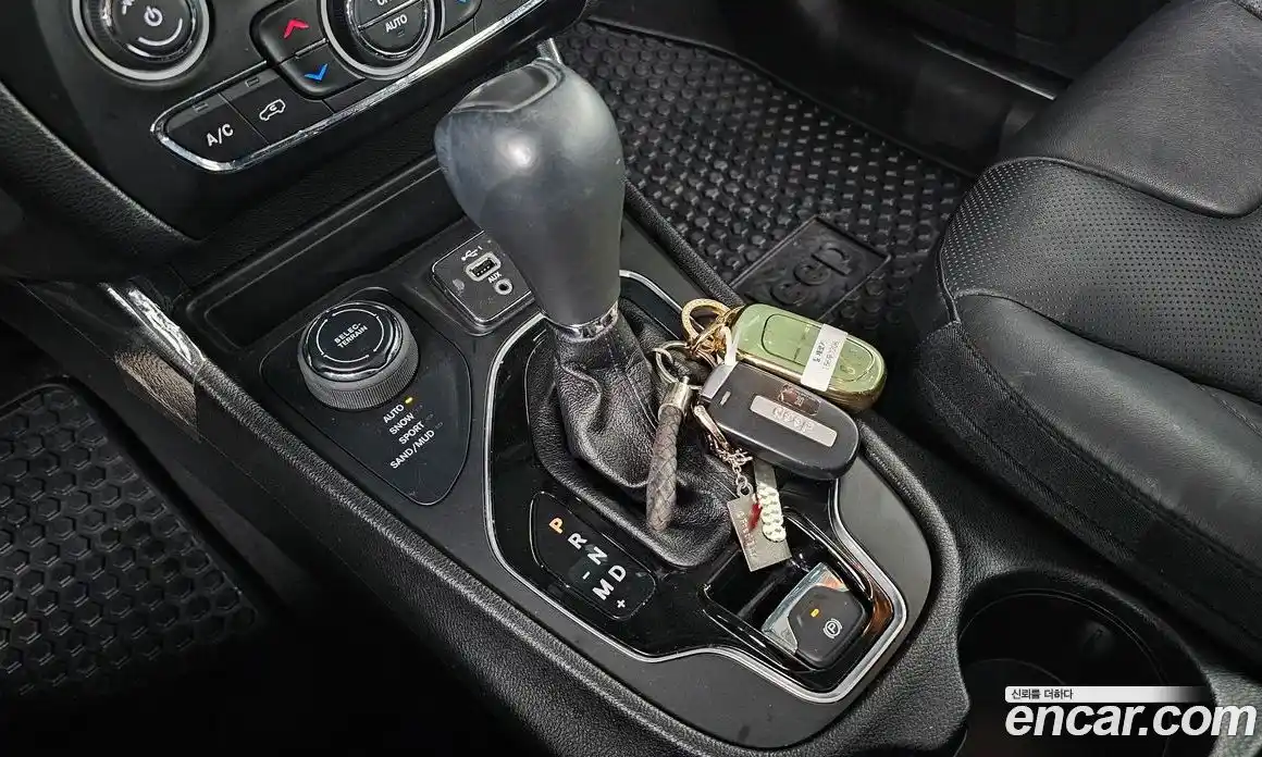 Jeep Cherokee 2021 2.4 гидро в Москве № 232367, фото 9