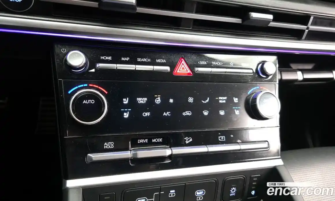 Hyundai Santa Fe 2024 1.6 гидро в Москве № 1288420, фото 31
