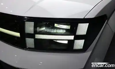 Hyundai Santa Fe 2024 1.6 гидро в Москве № 1288420, миниатюра 8