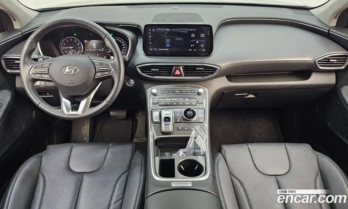 Hyundai Santa Fe 2023 2.5 гидро в Москве № 1288505, фото 10