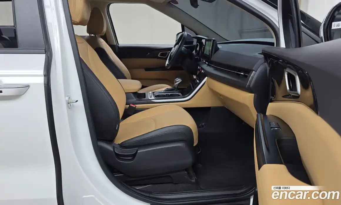 Kia Canival 2023 2.2 гидро в Москве, фото 16