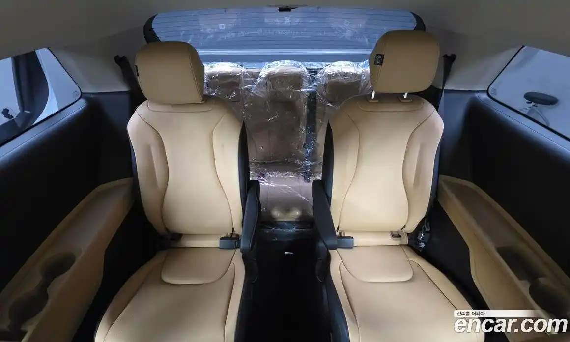 Kia Canival 2023 2.2 гидро в Москве, фото 28
