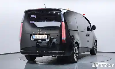 Hyundai Staria 2021 2.2 гидро в Москве № 1317536, миниатюра 2