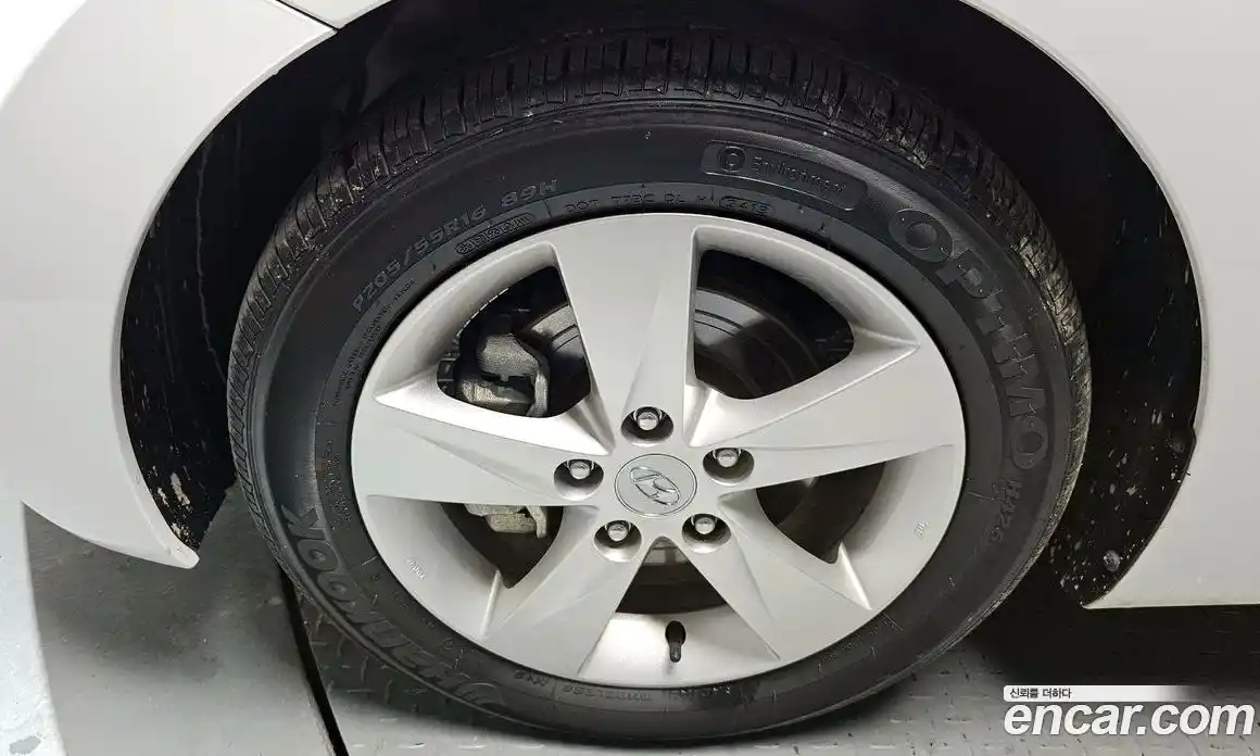 Hyundai Avante 2013 1.6 гидро в Москве № 1317862, фото 4