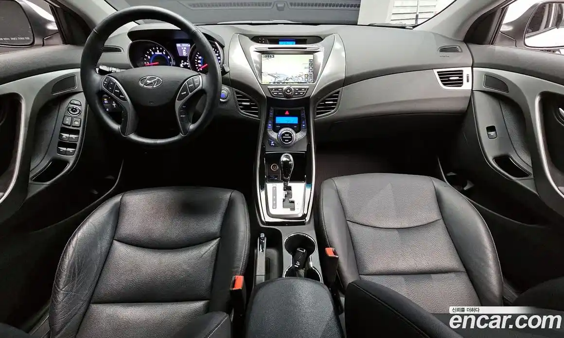 Hyundai Avante 2013 1.6 гидро в Москве № 1317862, фото 9