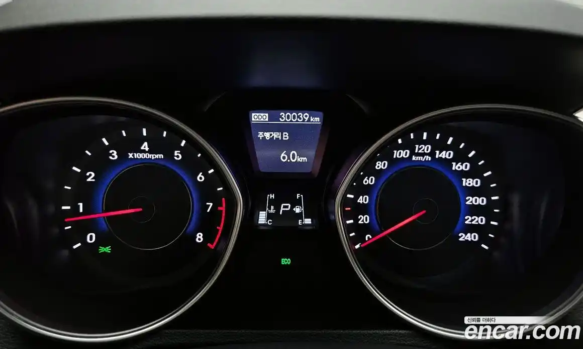 Hyundai Avante 2013 1.6 гидро в Москве № 1317862, фото 10