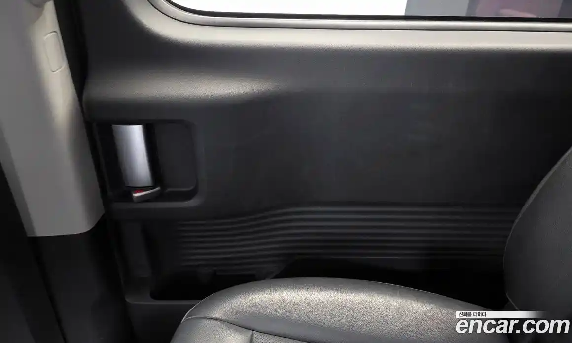 Hyundai Staria 2022 2.2 гидро в Москве, фото 14