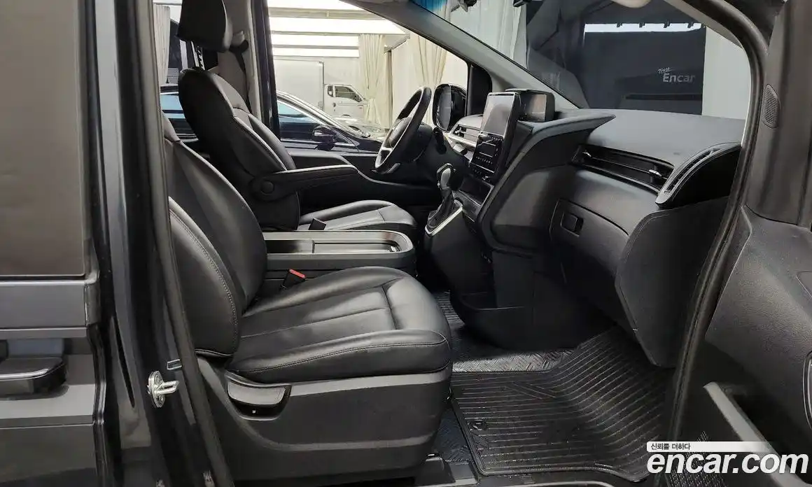 Hyundai Staria 2022 2.2 гидро в Москве, фото 16