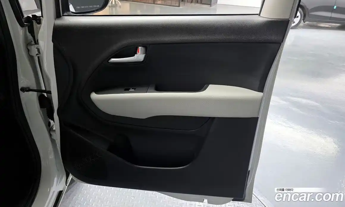 Kia Ray 2024 1.0 гидро, фото 32