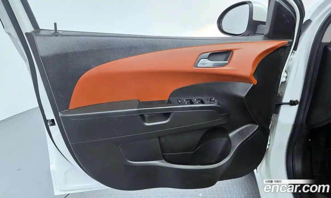 Chevrolet Aveo 2013 1.6 гидро в Москве № 1401370, фото 14