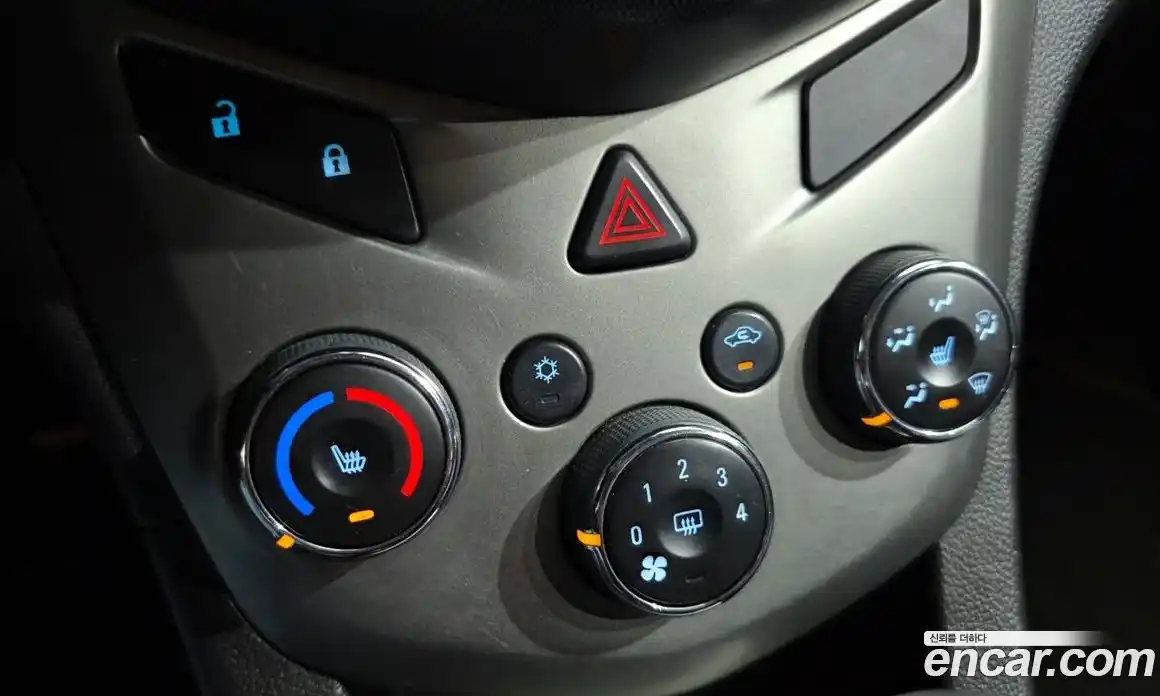 Chevrolet Aveo 2013 1.6 гидро в Москве № 1401370, фото 24