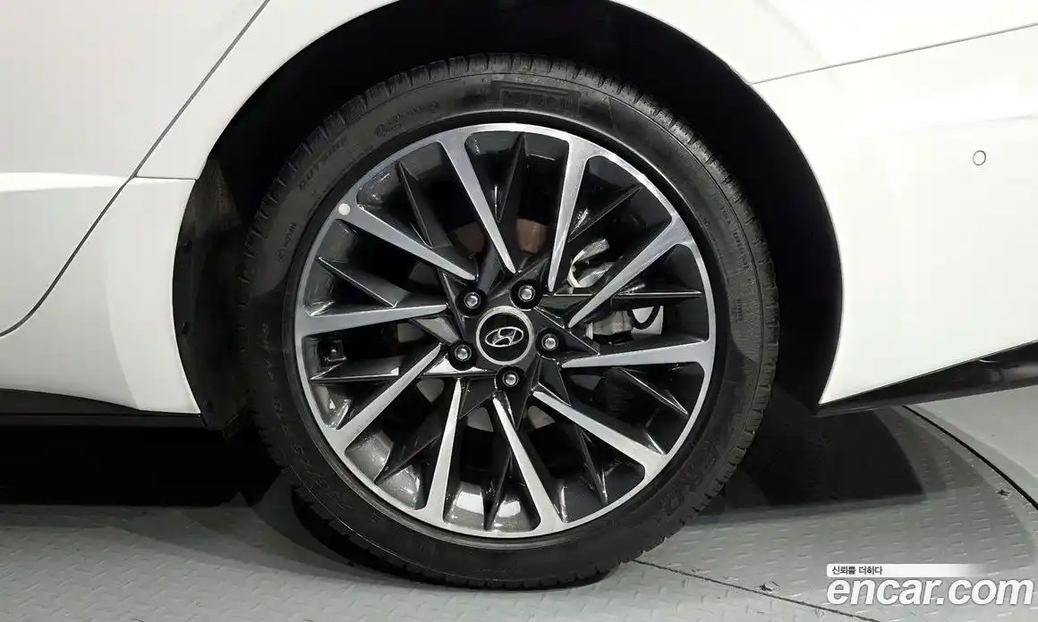 Hyundai Sonata 2023 1.6 гидро в Москве № 1417123, фото 7