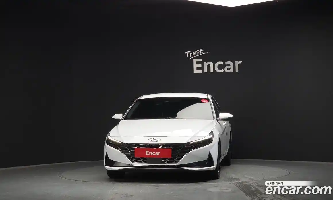 Hyundai Avante 2022 1.6 гидро в Москве № 1417240, фото 3