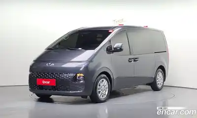 Hyundai Staria, 2023