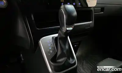 Hyundai Staria 2023 2.2 гидро в Москве № 1417392, миниатюра 12