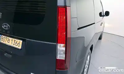 Hyundai Staria 2023 2.2 гидро в Москве № 1417392, миниатюра 9
