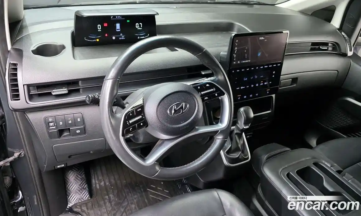 Hyundai Staria 2023 2.2 гидро в Москве № 1417392, фото 10