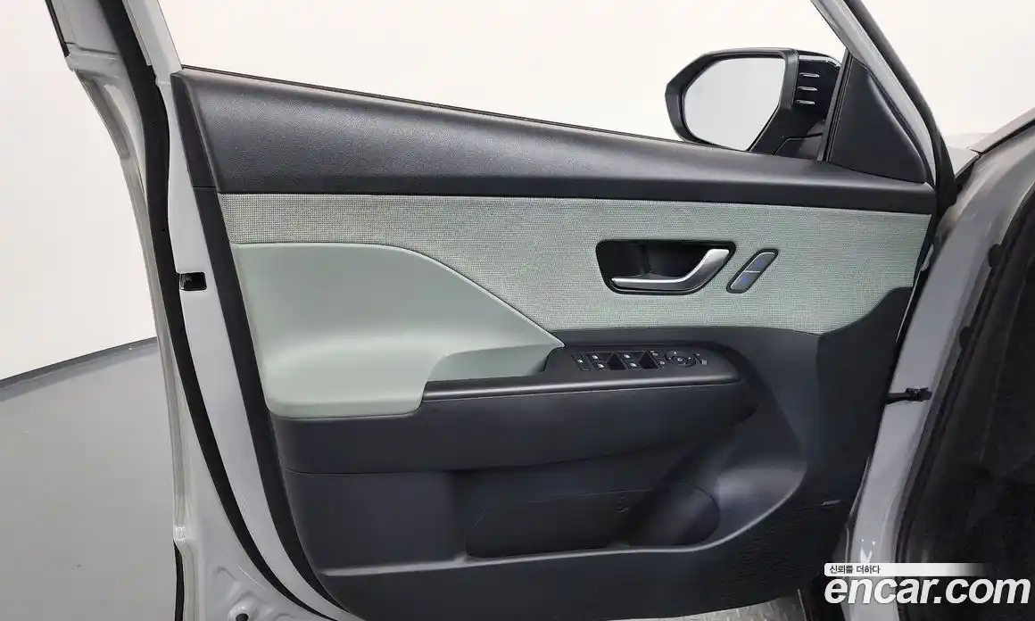 Hyundai Kona 2023 1.6 гидро в Москве № 1537180, фото 14