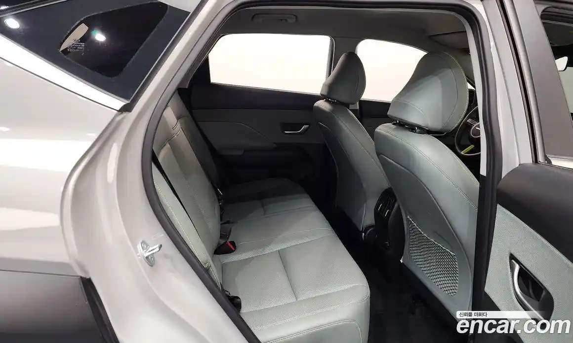 Hyundai Kona 2023 1.6 гидро в Москве № 1537180, фото 30