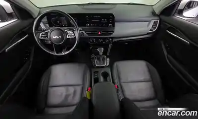 Kia Seltos 2023 2.0 гидро в Москве № 1538077, миниатюра 10