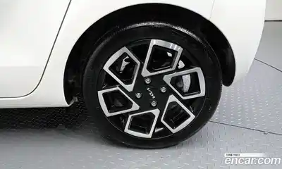 Kia Ray 2023 1.0 гидро в Москве № 1611031, миниатюра 7