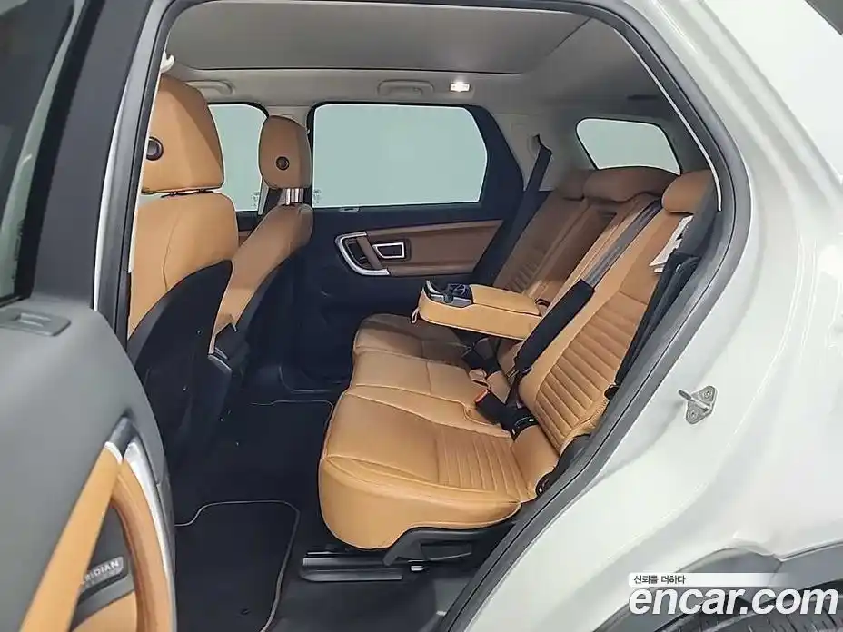 Land Rover Discovery Sport 2019 2.0 гидро в Москве № 166792, фото 12