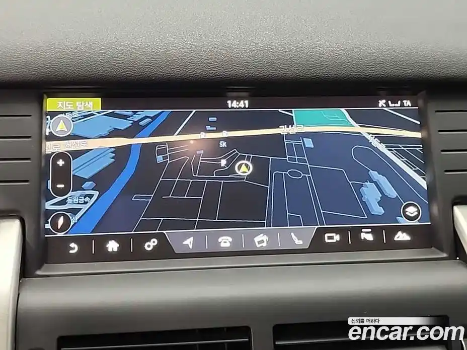 Land Rover Discovery Sport 2019 2.0 гидро в Москве № 166792, фото 15