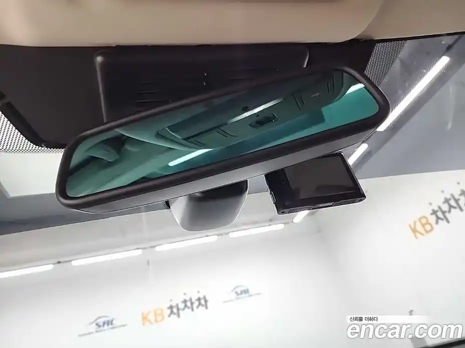 Land Rover Discovery Sport 2019 2.0 гидро в Москве № 166792, фото 17