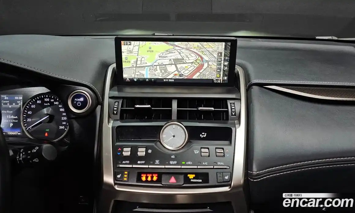 Lexus NX 2018 2.5 гидро в Москве № 168248, фото 14