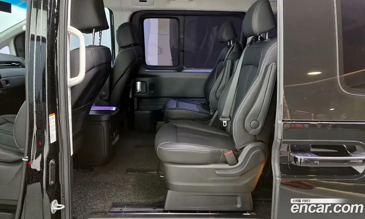 Hyundai Staria 2024 2.2 гидро в Москве № 1683782, фото 16