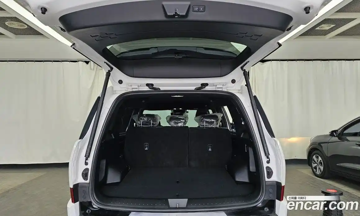Hyundai Santa Fe 2024 2.5 гидро в Москве № 1683900, фото 26