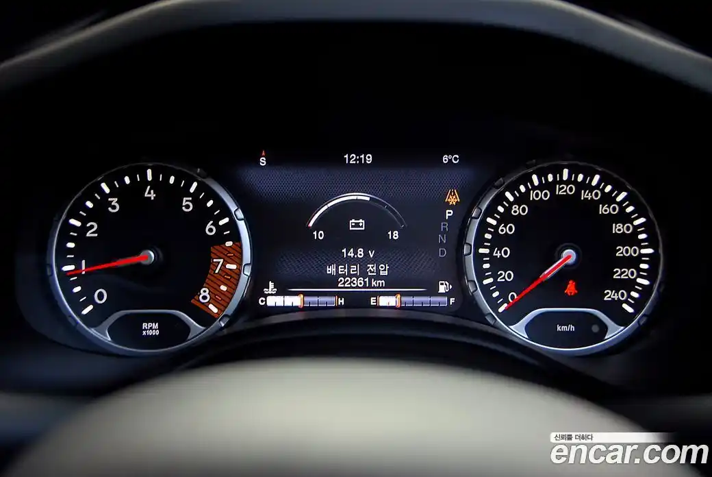 Jeep Renegade 2020 2.4 гидро в Москве № 169950, фото 8
