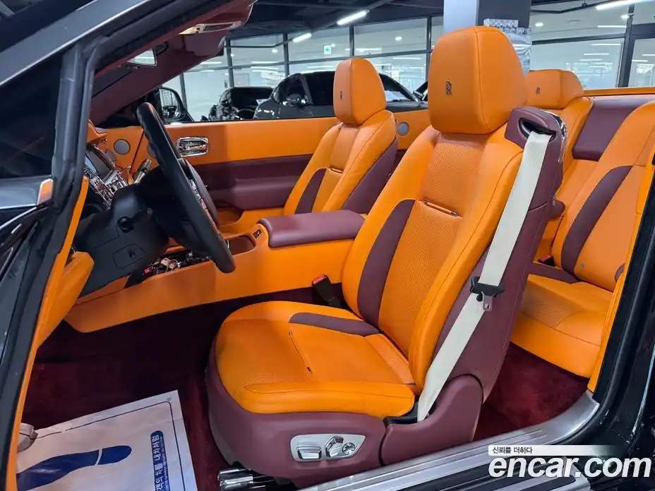 Rolls-Royce Dawn 2017 6.6 гидро в Москве № 1700045, фото 9
