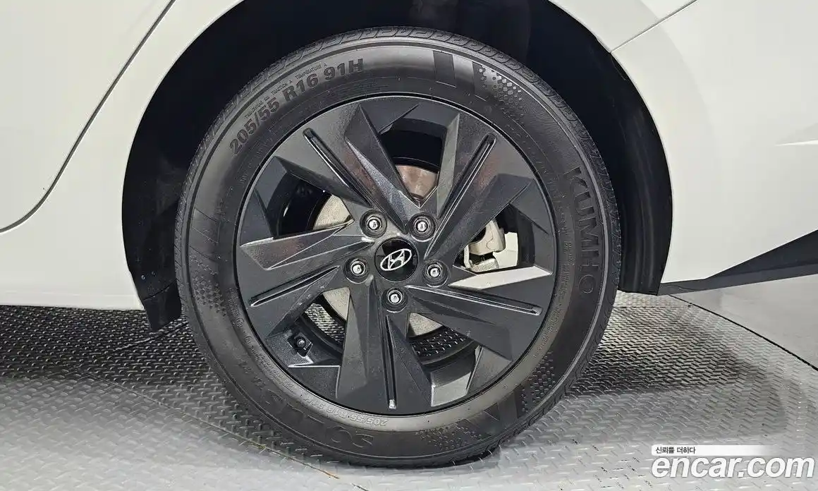 Hyundai Avante 2023 1.6 гидро в Москве № 1757699, фото 7