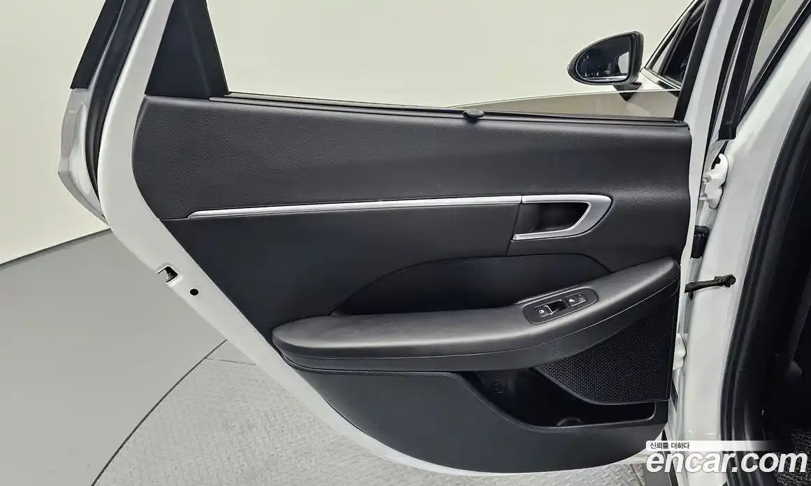 Hyundai Sonata 2020 2.0 гидро в Москве № 1757850, фото 15