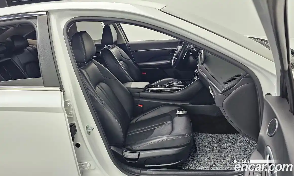 Hyundai Sonata 2020 2.0 гидро в Москве № 1757850, фото 16
