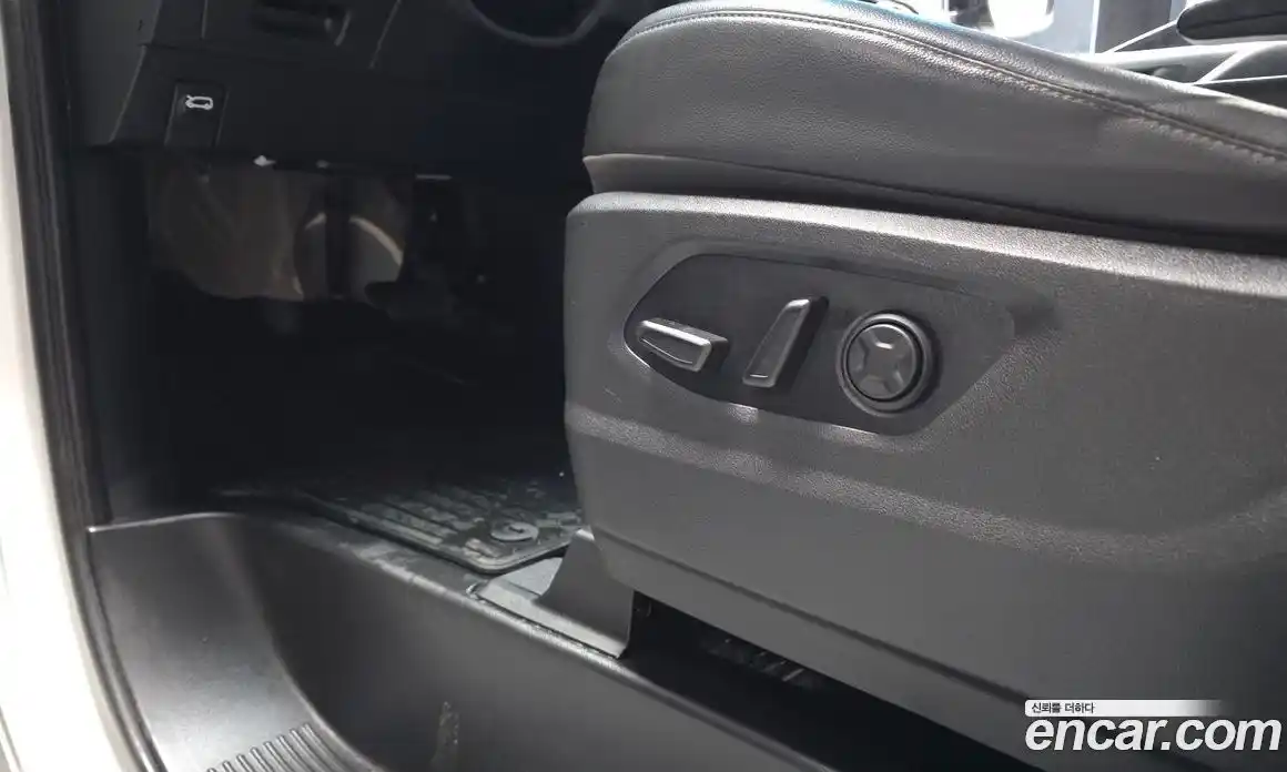 Hyundai Staria 2023 2.2 гидро в Москве № 1830238, фото 30